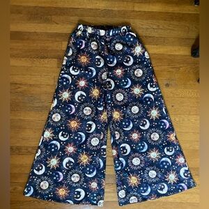Sun and moon pants 🌛